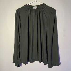 Bella Dahl Medium M Forest Green Blouse Shirt Made in USA Women’s